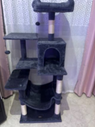 Árbol rascador para gatos