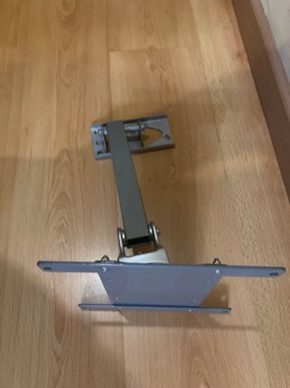 Brazo articulado pared TV