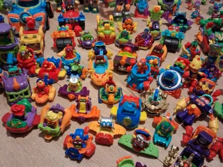 Colección Superthings