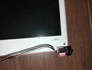 Pantalla, cargador, batería y lector CD Sony Vaio