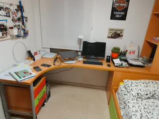 Mesa de escritorio curva