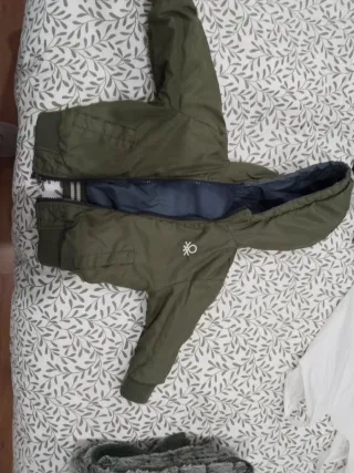 Chaquetón Benetton 12 meses reversible