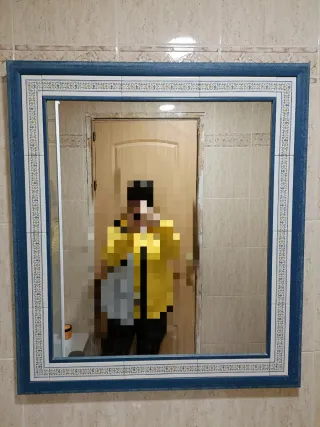 Pack espejo y accesorios baño porcelana