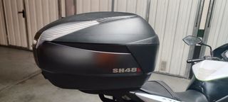 Kawasaki Z750 Blanca y Negra