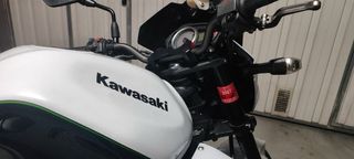 Kawasaki Z750 Blanca y Negra