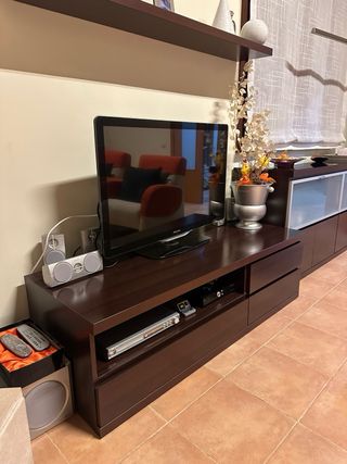 Conjunto comedor: sofá, mesa y sillas