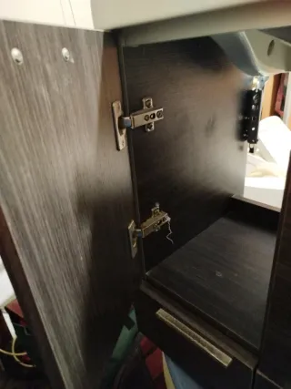 Mueble de baño madera y metal