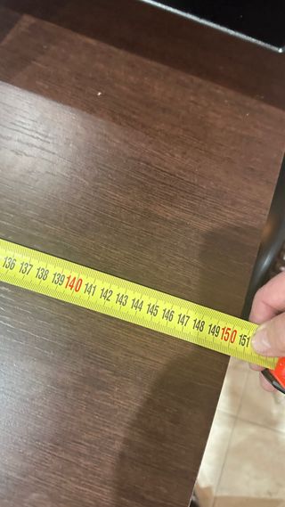 Mesa TV oscura con cristal