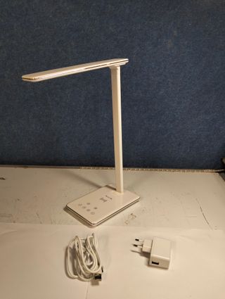 Flexo LED con carga inalámbrica y brillo regulable Flux’s