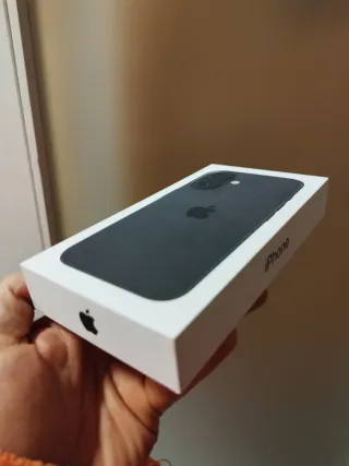 iPhone 16 Negro 128GB Precintado A3287