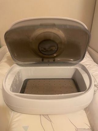 Calentador de toallitas para bebé.