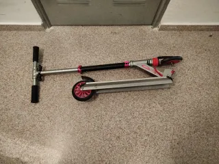 Patinete infantil con diseño