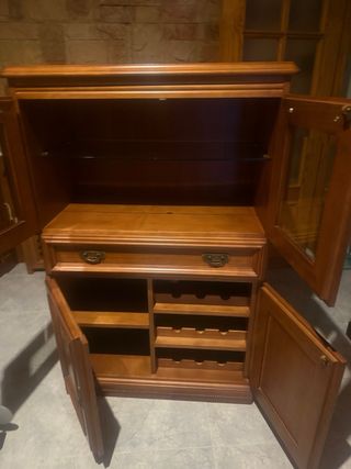 Mueble salón con botellero