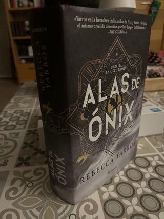 Alas de ónix (Empíreo 3)