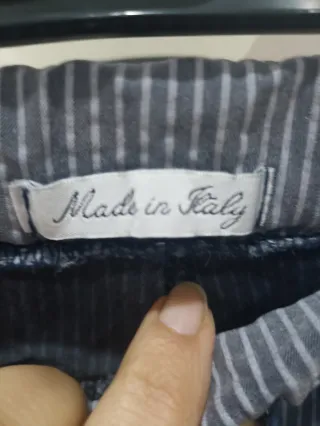 Pantaloni donna a righe.