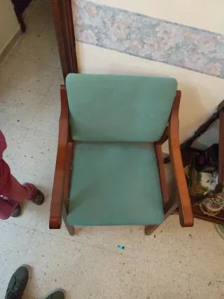 Sillas de madera tapizadas