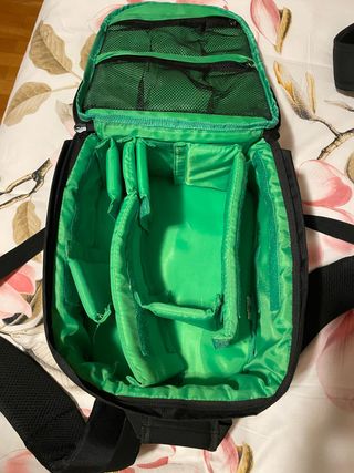 Cámara Réflex Nikon D7100 con varios objetivos