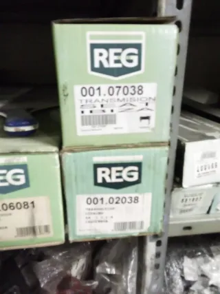 Caja REG 001.07038 Transmisión DE varios vehículos