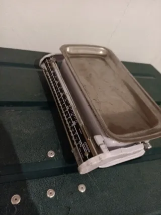 Báscula antigua de farmacia/laboratorio STUBE