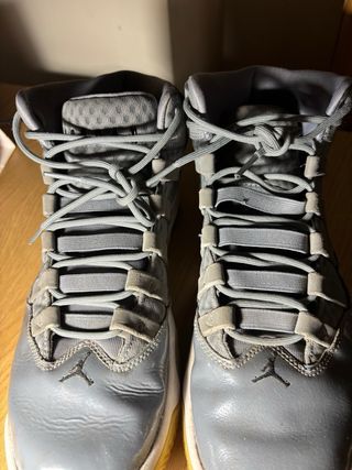 Jordan Max Aura Gris Frío