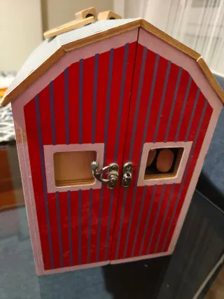 Granja de madera para jugar