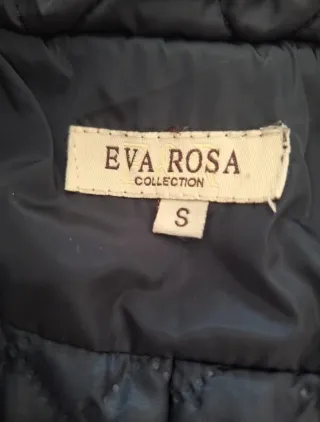 Abrigo acolchado azul marino