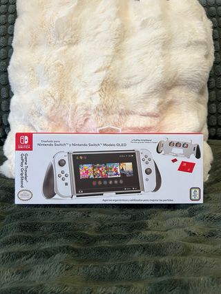 Nintendo Switch OLED Roja y Azul + Accesorios