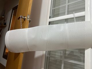 Protector aire acondicionado blanco