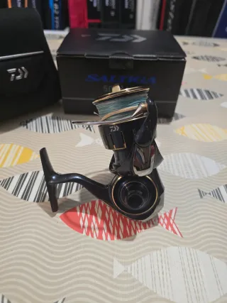 CARRETE DAIWA SALTIGA 5000-XH