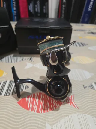 CARRETE DAIWA SALTIGA 5000-XH