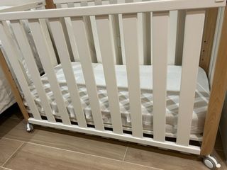 Cuna colecho blanca y madera