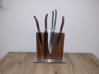 Soporte Magnético Cuchillos PRAKNU Madera