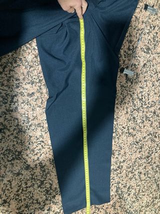 Pantalón de vestir Emidio Tucci azul marino.