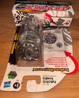Beyblade Twisted Tempo Metal Master Hasbro