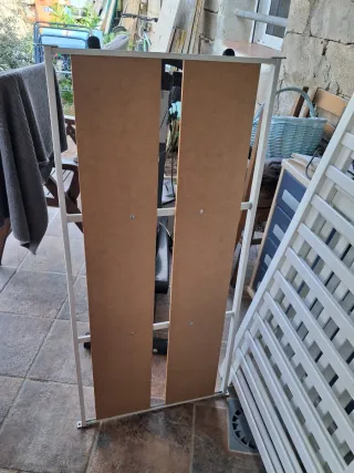 Cuna de madera blanca