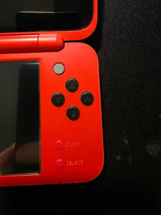 Nintendo New 2DS XL Edición Pokeball