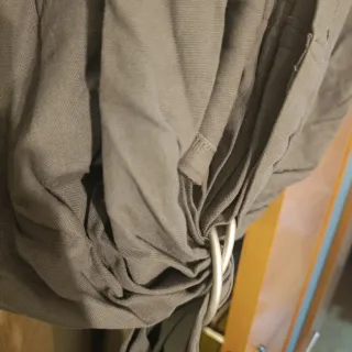 Portabebés tipo mochila gris