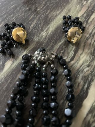 Conjunto collar y pendientes azabache vintage