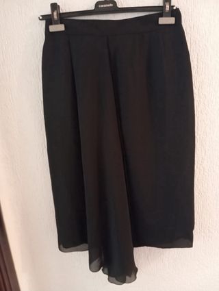 Falda negra crepé fiesta