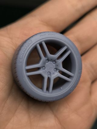 Ruedas de resina 1/24 y 1/18 para tus coches
