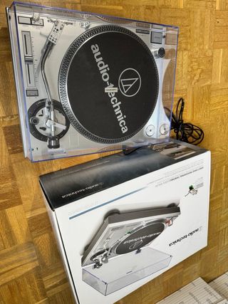 Tocadiscos Audio-Technica AT-LP120-USB Plata