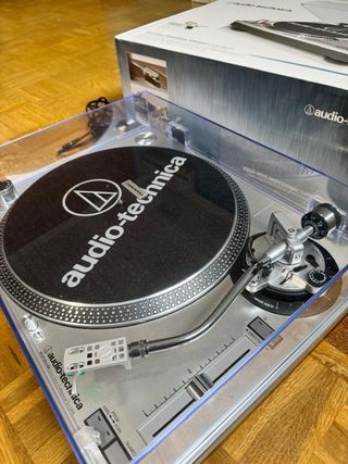 Tocadiscos Audio-Technica AT-LP120-USB Plata