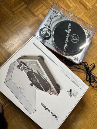 Tocadiscos Audio-Technica AT-LP120-USB Plata