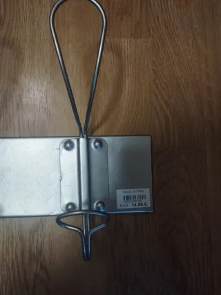 Perchero de pared metal