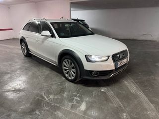 Audi A4 Allroad 2015