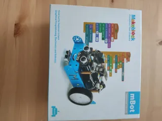 Robot Makeblock con sensor ultrasónico