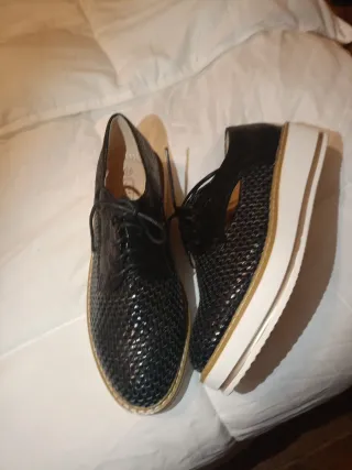 Zapatos HyD Piel Serpiente Negro