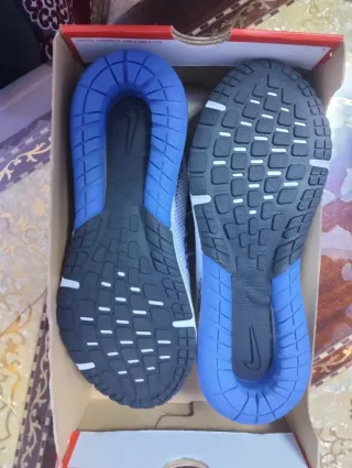 Zapatillas Nike Air Max 270 Blancas y Azules