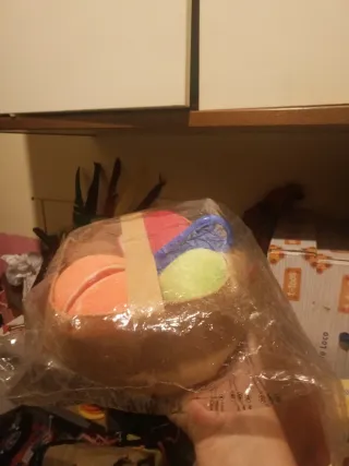 Cesta de frutas de juguete