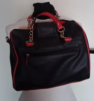 Borsetta donna bauletto nera e rossa